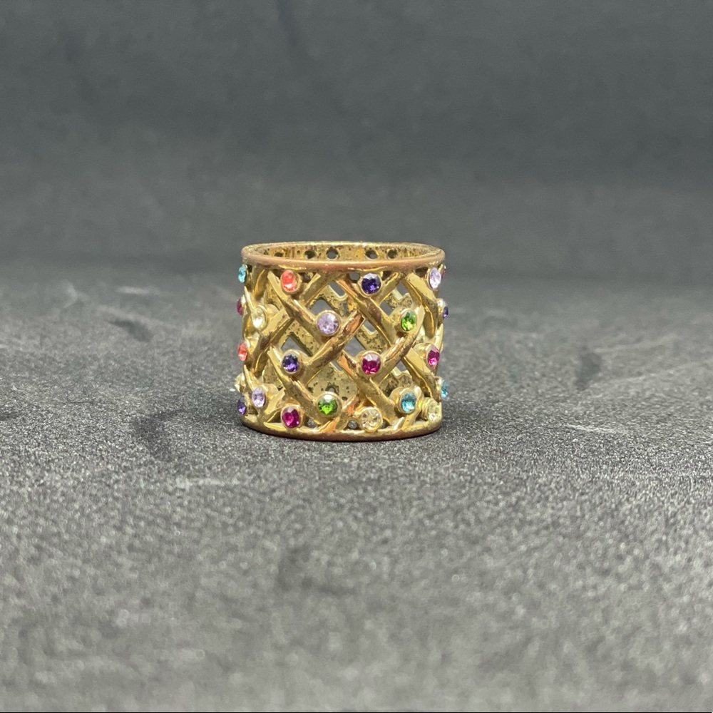 Gold ring